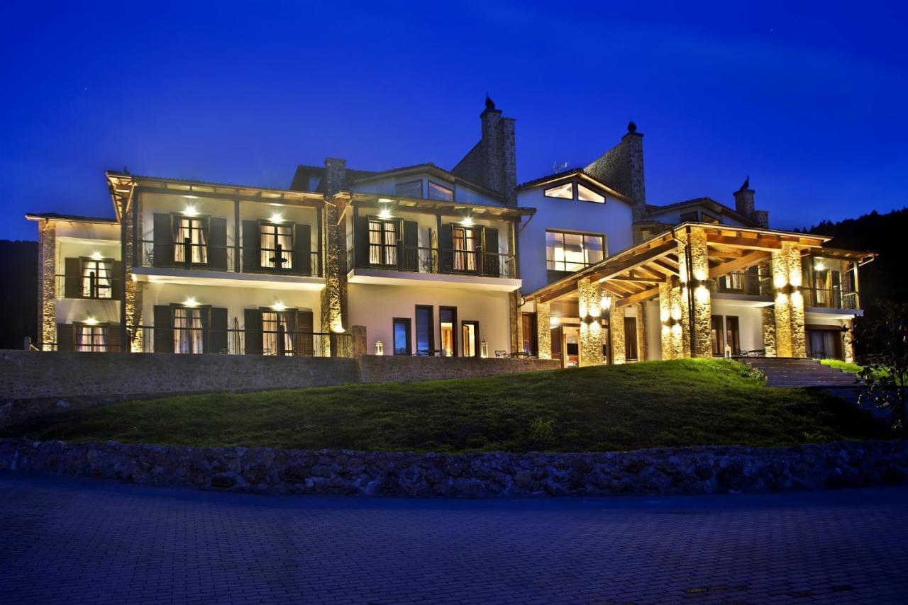 Nymfasia Resort Vitina Exterior photo